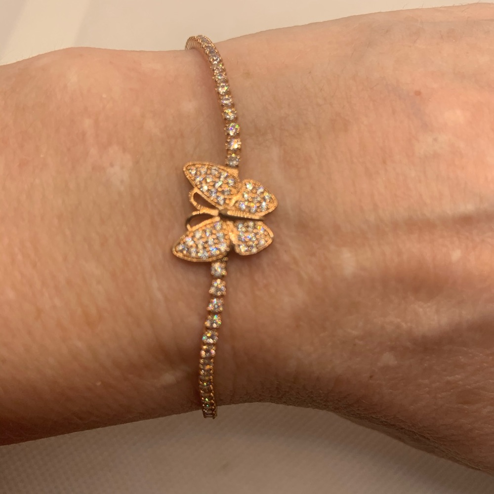 DIAMOND BUTTERFLY ADJUSTABLE BRACELET - Picture 1 of 8